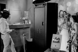 Photobooth en receptie Aulnenhof Landen door huwelijksfotografe Hilde Hoebers fotografie